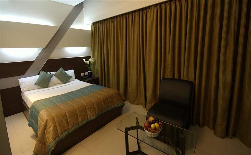 Treebo Trend Edge St Marks Road Bangalore Bagian luar foto