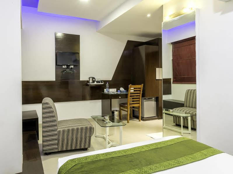 Treebo Trend Edge St Marks Road Bangalore Bagian luar foto